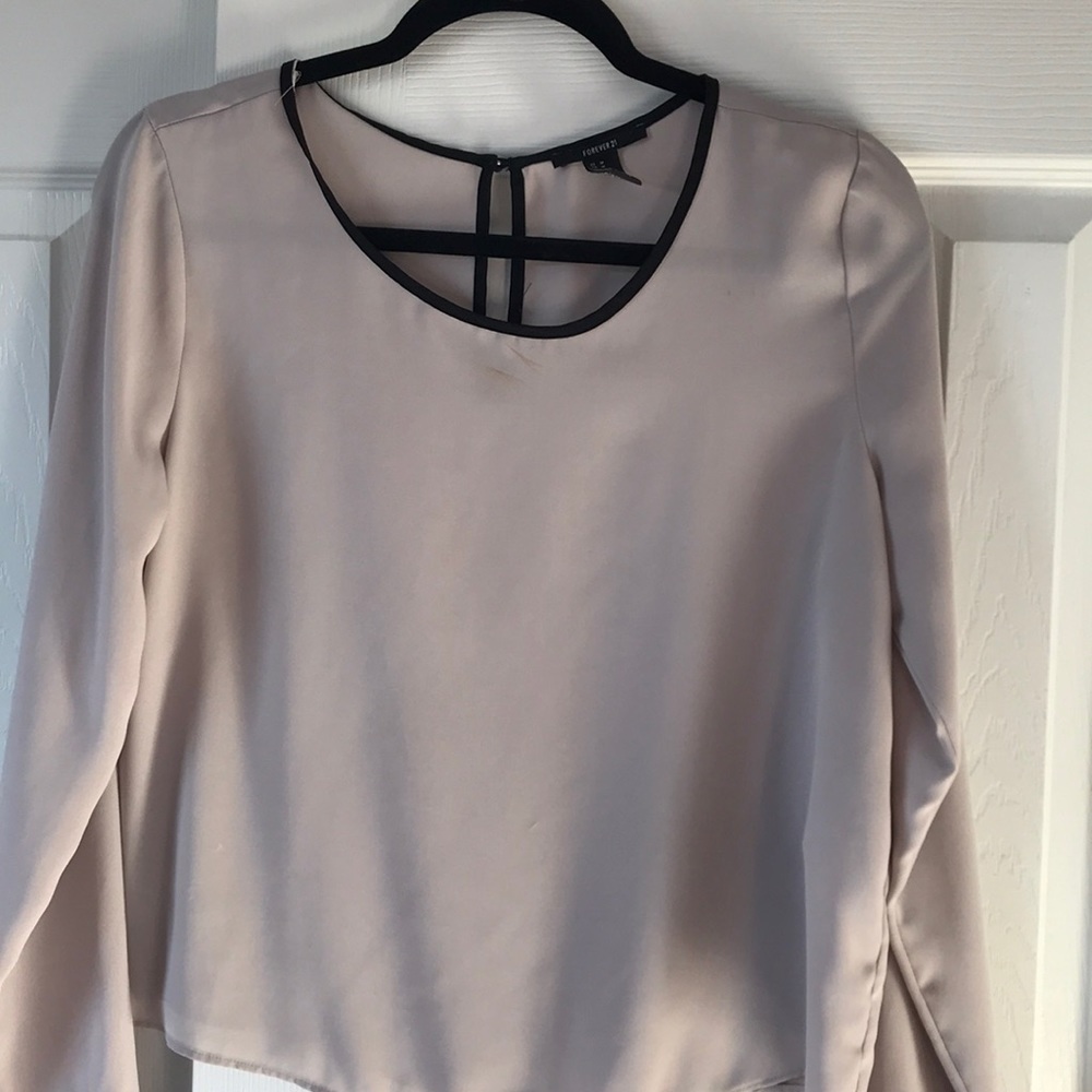 Beige simply black trim blouse